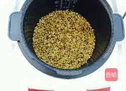 Illustration of how to make mung bean cake 1