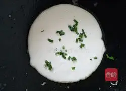 Illustration of how to make five-flavor chive pancake 4