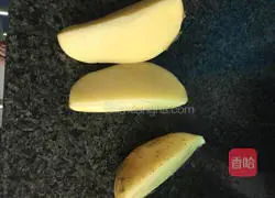 Illustration of how to make pretzel potato pancakes 1