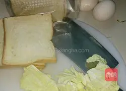 Illustration of how to make Western-style egg pancakes 1