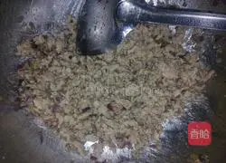 Illustration of how to make eggplant and potato cakes 8