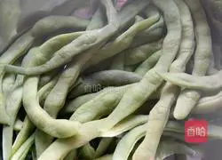 Illustration of how to make glass leaf cake (oak leaf cake) 2