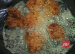 Illustration of how to make pan-fried lotus root cake 6