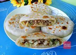 Illustration of how to make beef and cabbage pie 14