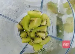 Illustration of how to make breakfast potato omelette 6