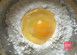 Illustration of how to make chive egg pancake 2