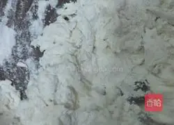 Illustration of how to make spiced crispy cake 1