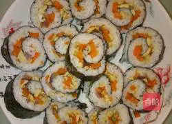 Simple sushi recipe illustration 4