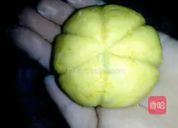 Illustration of how to make small pumpkin cake 11