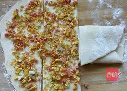 Illustration of how to make scallion pancake 8