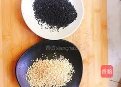 Black and white sesame sushi Illustration of how to do it 3