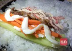 Illustration of how to make simple sushi at home 6