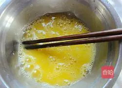 Illustration of how to make breakfast omelette 3
