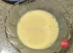 Illustration of how to make ham crepes 3