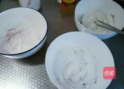 A girly lace cake Illustration of how to do it 1