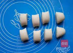 Illustration of how to make pineapple butter cake 14