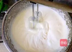 Whole egg sponge steamed Cake recipe illustration 7