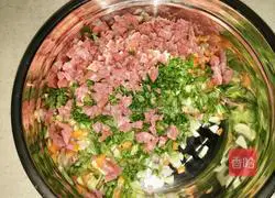 Illustration of how to make assorted potato pancakes 3