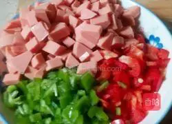 Illustration of how to make pan-fried potato pancakes 2