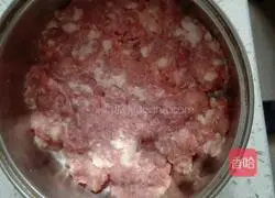 Illustration of how to make meatloaf and steamed eggs 1