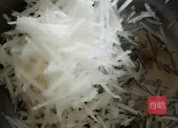 Illustration of how to make bean dregs pancakes 2