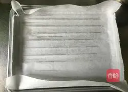 Illustration of how to make meat floss and green onion cake rolls 11