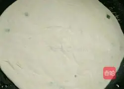 Illustration of how to make green onion hand cakes 3