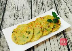 Illustration of how to make mushroom, shrimp and loofah pancakes 11