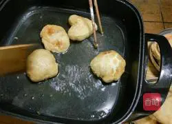 Illustration of how to make fried flatbread 3