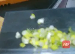 Illustration of how to make egg pancakes 4