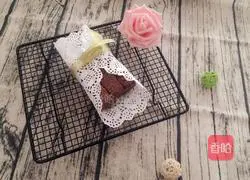 Illustration of how to make brown sugar jujube pound cake 11