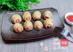 Illustration of how to make QQ sausage rolls with flying cakes 8