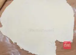 Illustration of how to make scallion pancakes 1