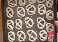 Illustration of how to make whole wheat burritos 6