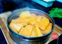 Illustration of how to make pumpkin pie with bean paste filling 2