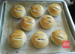 Illustration of how to make wife cake 13