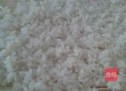 Illustration of how to roll sushi 4