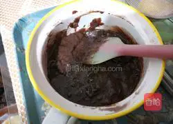 Chocolate Cake Recipe Illustration 12