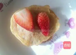 Illustration of how to make strawberry cream banana waffles 17