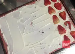 Strawberry Cake Roll Recipe Illustration 15