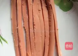 Illustration of how to make ham and egg pancakes 5