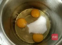 Illustration of how to make cup sponge cake 2