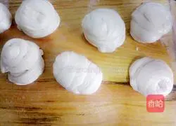 Illustration of how to make silk-wrapped hand-torn cakes 20