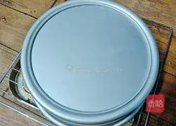 Illustration of how to make sponge cake (six inches) 15