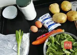 Illustration of how to make two-flavor potato pancakes 1