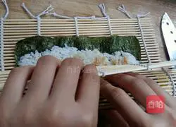 Illustration of how to make sushi 15