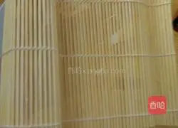 Illustration of how to make Japanese Eclipse Big Mac Sushi (not pretty but delicious) 11