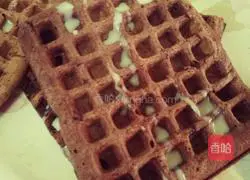 Illustration of how to make cocoa waffles 5