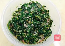 Illustration of how to make wonton skin pot stickers (electric cake version) 7