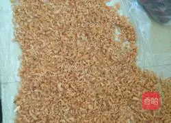 Illustration of how to make shrimp and egg pancakes 1